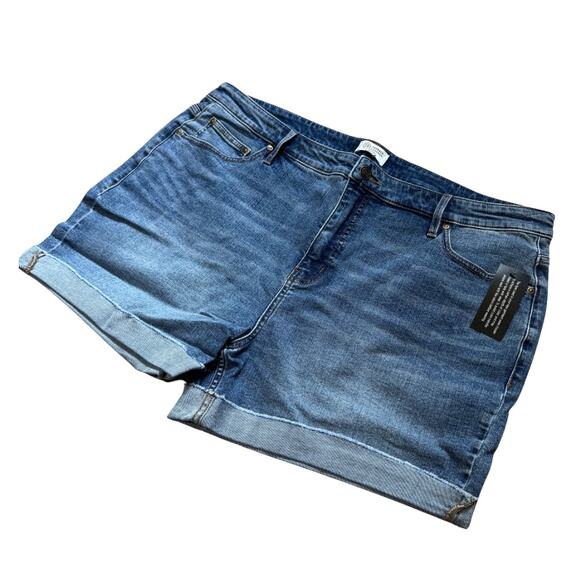 CANDACE CAMERON BURE Pacific Jean Denim Short Raw Hem Cuff NWT Womens Plus 20W - Picture 3 of 6
